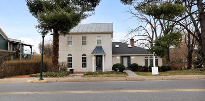 214 S Royal Ave, Front Royal