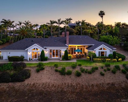 387 Rancho Camino, Fallbrook
