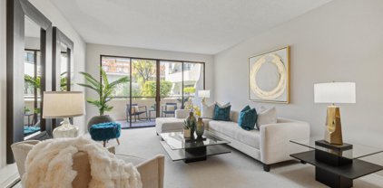 1427 Floribunda AVE 105, Burlingame