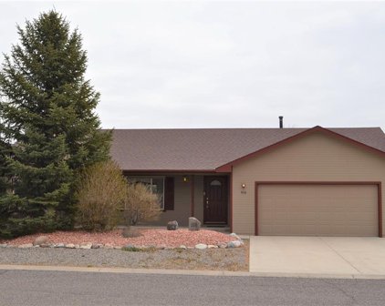 908 Heather, Montrose