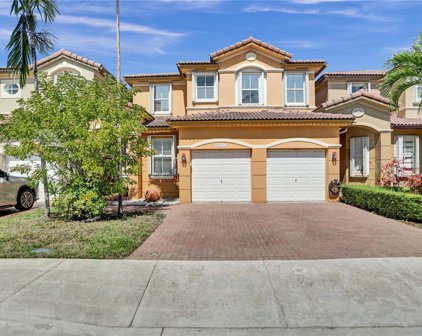 11207 Nw 74th Ter, Doral