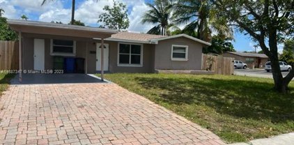 2741 Sw 4th Ct, Fort Lauderdale