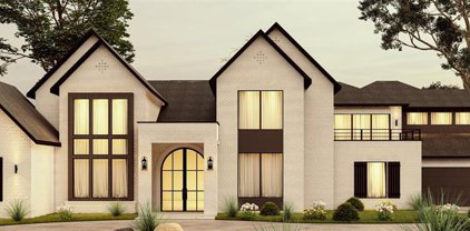 18 Ruby Blossom, Tomball