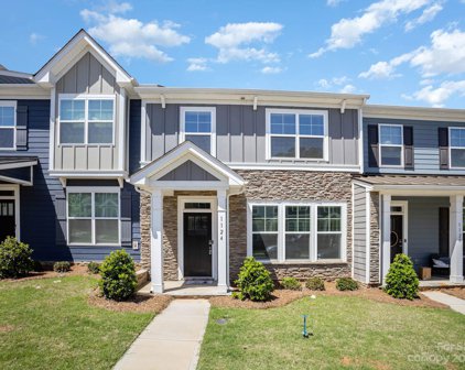 1124 Township  Parkway, Belmont