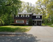 2 Knoll Rd, Lynnfield image