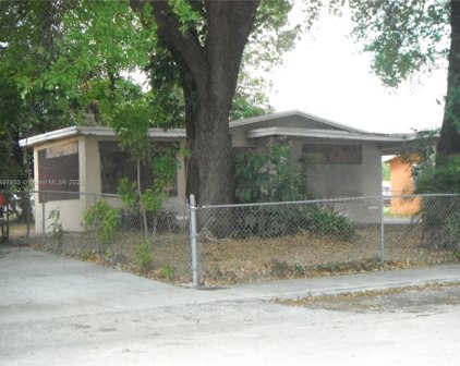 1581 Nw 32nd Ave, Lauderhill