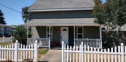 1011 Jefferson St, Stayton