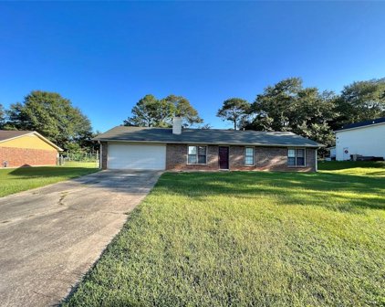 210 N Hampton Drive, Fayetteville