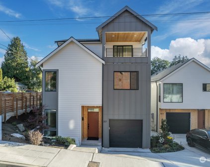 301 NW 100th Street, Seattle