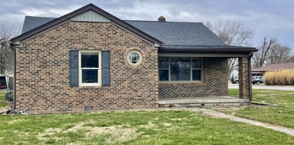 1210 S Sycamore Street, Martinsville