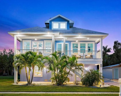 1908 Riverside Drive E, Bradenton