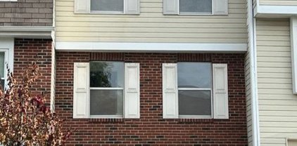 153 Rossmor Court, Ross Twp
