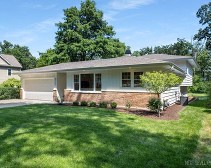 4721 Northcott Avenue, Downers Grove