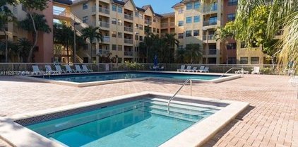 8353 Lake Dr Unit #202, Doral