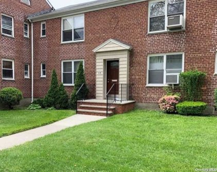 35-36 Clearview Exp Unit #370, Bayside