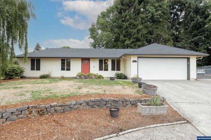 563 Hollyhock Pl, Keizer