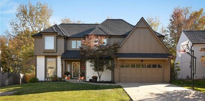 9005 W 115th Terrace, Overland Park