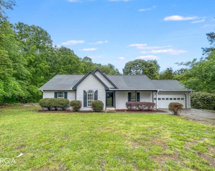 102 Stoneview Drive, Hoschton