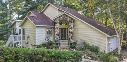 977 E Baldwin Lake Drive, Greenville