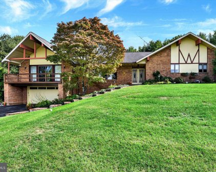 2761 Baltimore Pike, Hanover
