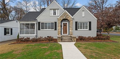 1500 Seminole Drive, Greensboro