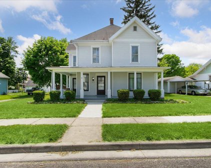 211 W Newell Street, West Liberty