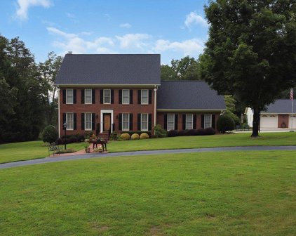 301 Virginia Road, Travelers Rest