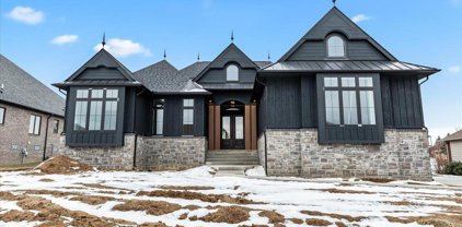 7158 SAWGRASS, Washington Twp