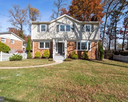 4301 Frankfort Dr, Rockville