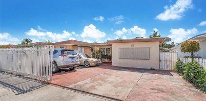 874 E 27th St, Hialeah