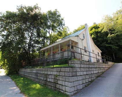 174 Riverside Avenue, Burlington
