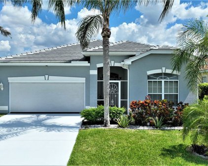 2044 Oxford Ridge Circle, Lehigh Acres