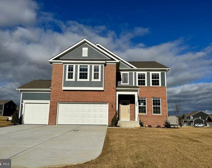 361 Tyson Dr, Berryville