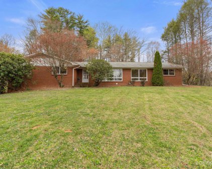 3024 New Leicester  Highway, Leicester