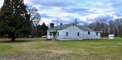 8875 Wellington Rd, Manassas