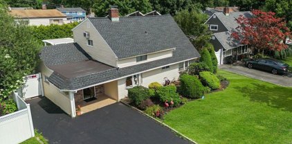 5 Hedge Lane, Westbury