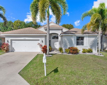 9164 Cove Point Cir, Boynton Beach