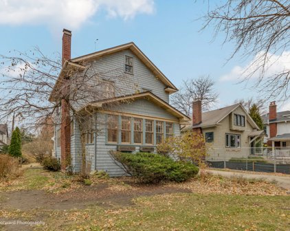 324 9Th Avenue, La Grange