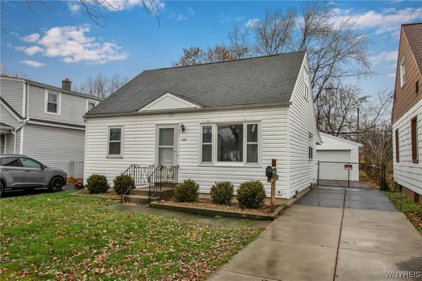 638 Emerson Drive, Amherst