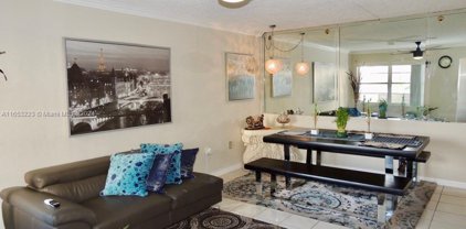 7904 West Dr Unit #307, North Bay Village