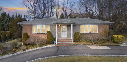 45 Charter Oak Road, Staten Island