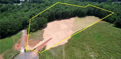 240 Hensley Lane, Hoschton