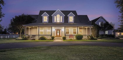 474 Hotchkiss St, Brentwood