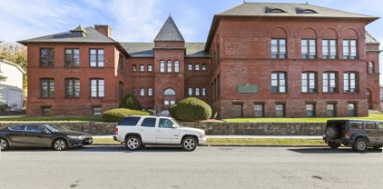 31 Elizabeth St Unit G4, Worcester