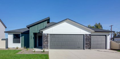 2908 N Mountain Lake Ave, Star