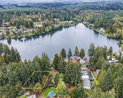 221 SE Crescent Drive, Shelton