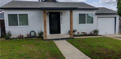 5812 Todd Avenue, Commerce