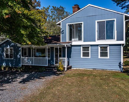 76 Oyster House Circle, Burgess