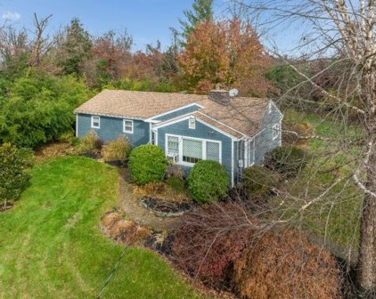 12 Iron Horse Dr, East Amwell Twp.