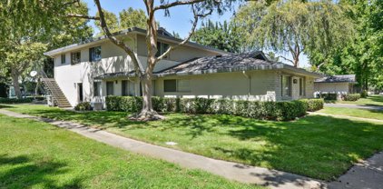 321 N 1st Street Unit #4, Campbell